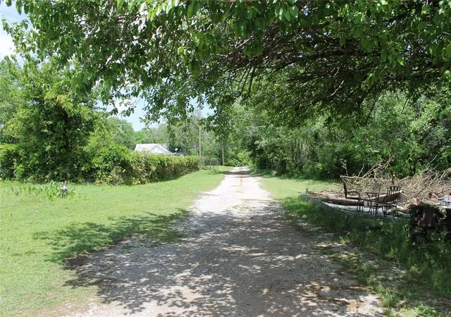 Photo 2 of Land for sale at 1020 W Oakland St, Shawnee, OK 74801 | MLS# 1224497 | Listing updated on 2026-04-16