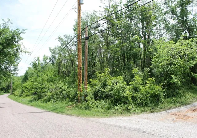 Photo 4 of Land for sale at 1020 W Oakland St, Shawnee, OK 74801 | MLS# 1224497 | Listing updated on 2026-04-16
