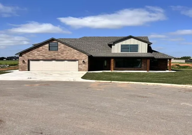 Homes for sale in Weatherford, OK | 2605 Landrun, Weatherford, OK 73096 | MLS# 1224515