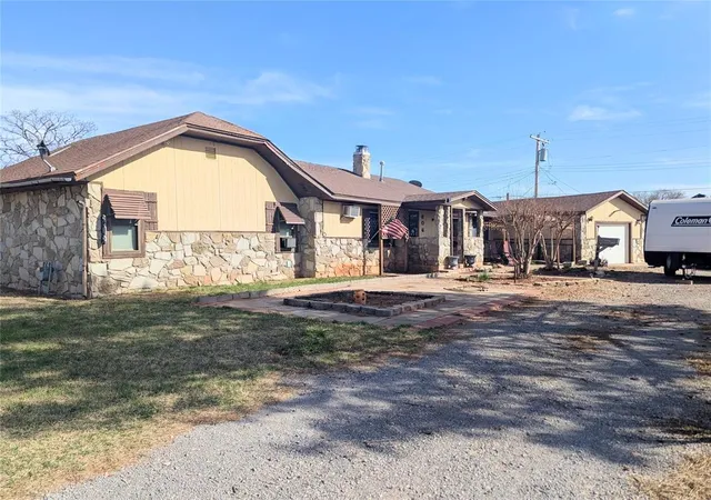Homes for sale in Cordell, OK | 606 E Normal St, Cordell, OK 73632 | MLS# 1224534