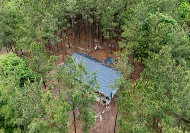 Photo 3 of Single family home for sale at 8 Tigerfish Loop, Broken Bow, OK 74728 | MLS# 1224576 | Listing updated on 2026-04-16