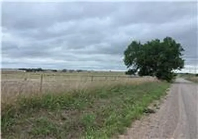 4th image of 0000 W County Street 1310 Street #A, Chickasha, OK 73018 | MLS# 1224590