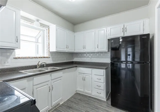 5th image of 6817 Lancer Ln, Oklahoma City, OK 73132 | MLS# 1224596
