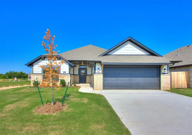 Photo 1 of Single family home for sale at 7701 Wilshire Woods Dr, Yukon, OK 73099 | MLS# 1224659 | Listing updated on 2026-08-21