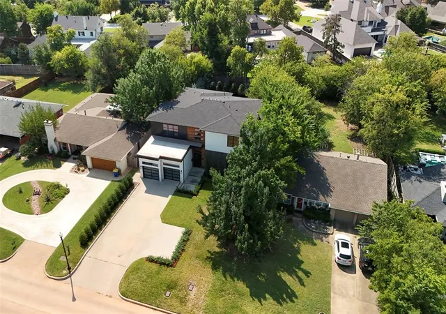 Photo 4 of Single family home for sale at 1212 W Wilshire Blvd, Oklahoma City, OK 73116 | MLS# 1224723 | Listing updated on 2026-09-01