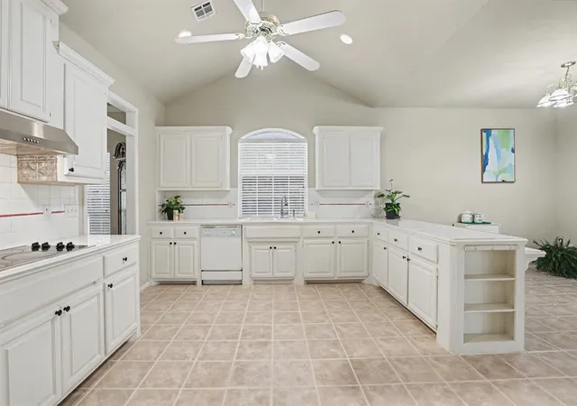 3rd image of 2509 Kingsley Ln, Oklahoma City, OK 73128 | MLS# 1224801