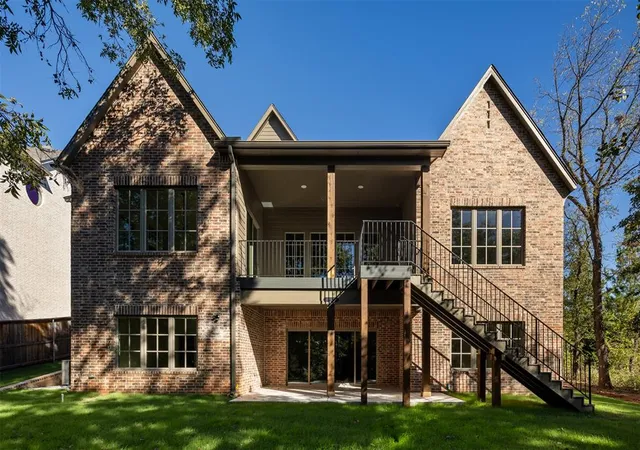 5th image of 7524 Walk In The Park Dr, Edmond, OK 73034 | MLS# 1224844