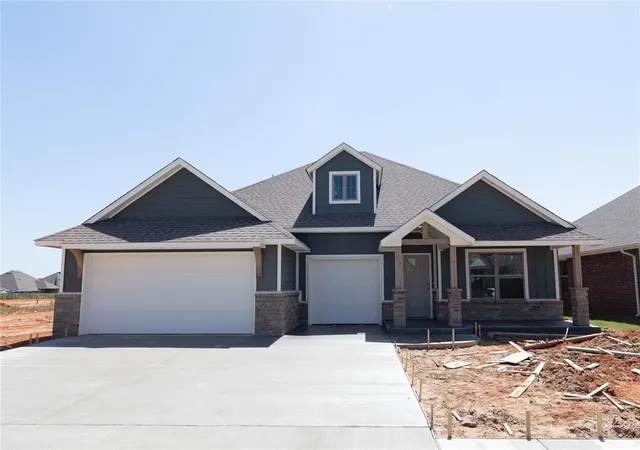 Photo 1 of Single family home for sale at 12504 Sw 31st Street, Yukon, OK 73099 | MLS# 1224845 | Listing updated on 2026-08-21