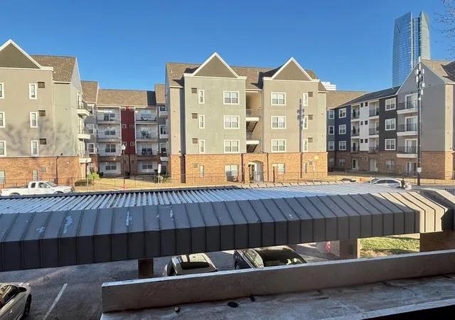 Homes for sale in Oklahoma, OK | 600 NW 4th St, Oklahoma, OK 73102