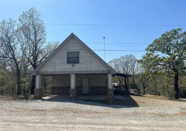 Homes for sale in Stigler, OK | 216 N Bk 1600 Rd, Stigler, OK 74462 | MLS# 1224859