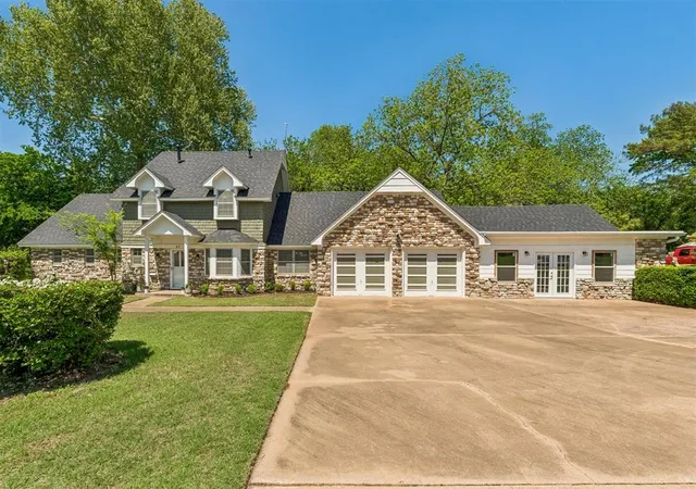 1st image of 819 W Adams St, Purcell, OK 73080 | MLS# 1224927