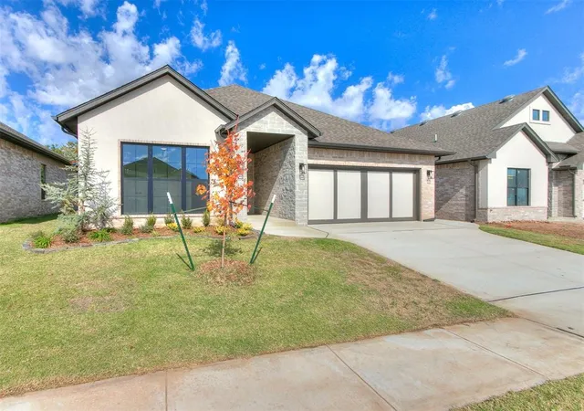 Photo 4 of Single family home for sale at 2917 SW 132nd Street, Oklahoma City, OK 73170 | MLS# 1224945 | Listing updated on 2026-06-18