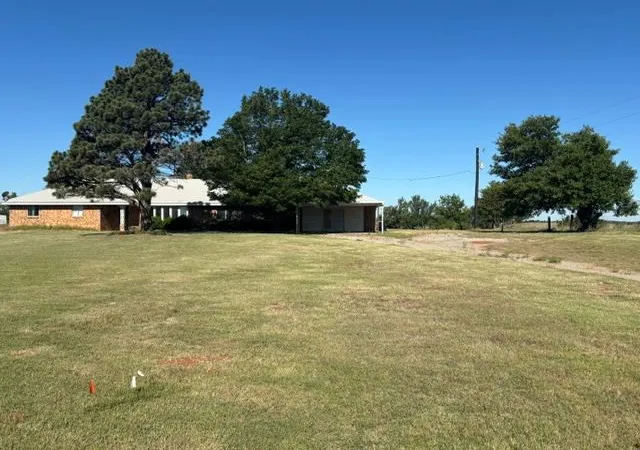 Homes for sale in Binger, OK | 16056 S Watertower Rd, Binger, OK 73009 | MLS# 1224974