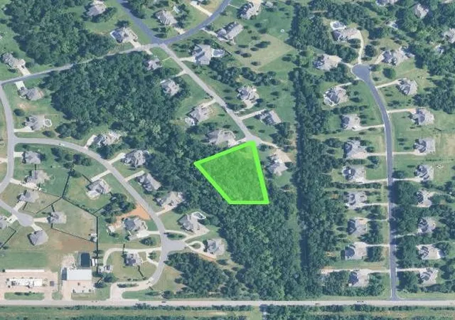 Photo 4 of Sale Pending at 7101 Coyote Point, Edmond, OK 73034 | MLS# 1224979 | Listing updated on 2026-05-08
