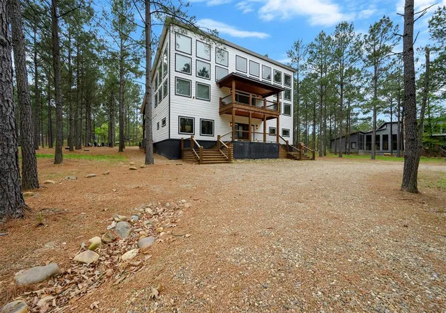 Photo 3 of Single family home for sale at 118 Hackberry Flt Trl, Broken Bow, OK 74728 | MLS# 1224981 | Listing updated on 2026-04-19