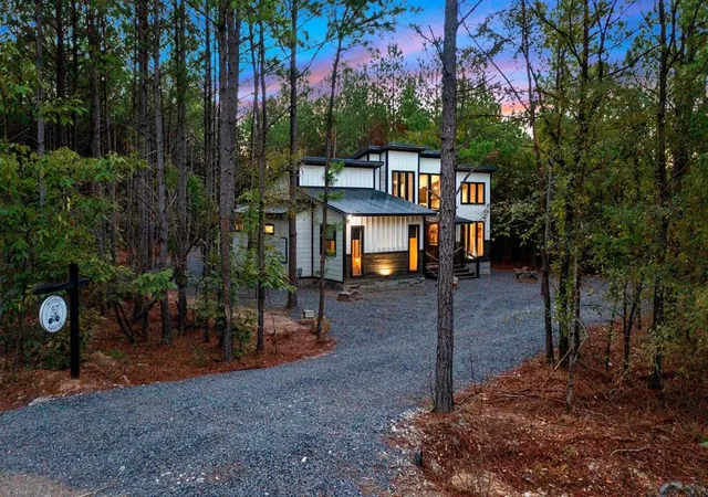 Photo 2 of Single family home for sale at 88 Bear Hickory Trl, Broken Bow, OK 74728 | MLS# 1224989 | Listing updated on 2026-08-12
