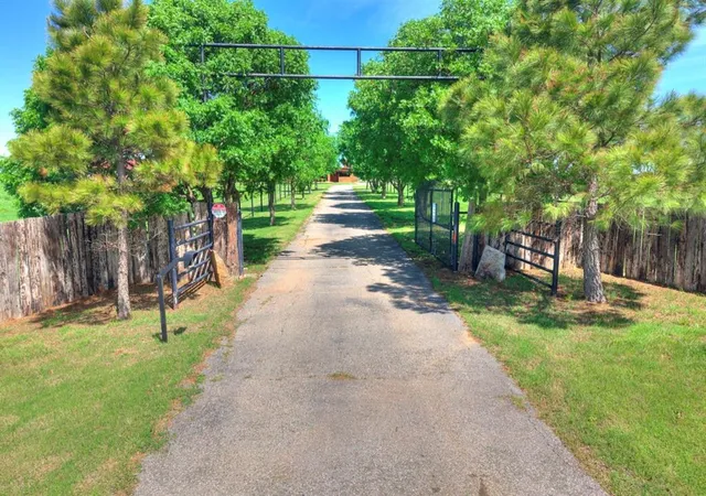 Photo 3 of Single family home for sale at 22839 170th Street, Purcell, OK 73080 | MLS# 1225075 | Listing updated on 2026-08-19