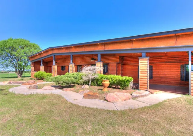 Photo 3 of Single family home for sale at 22839 170th Street, Purcell, OK 73080 | MLS# 1225075 | Listing updated on 2026-08-19