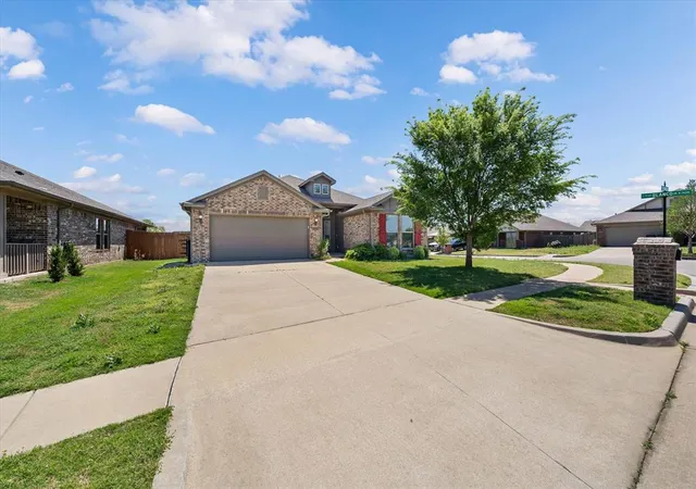 3rd image of 2372 Nw 191St Ct, Edmond, OK 73012 | MLS# 1225089