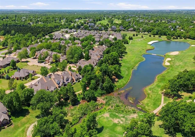 5th image of 5515 Fairway Dr, Edmond, OK 73025 | MLS# 1225140