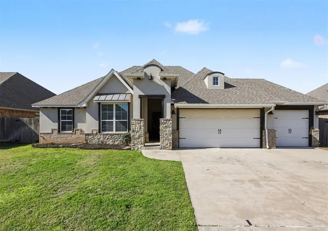 Homes for sale in Mustang, OK | 11205 Sw 41st Ter, Mustang, OK 73064 | MLS# 1225141