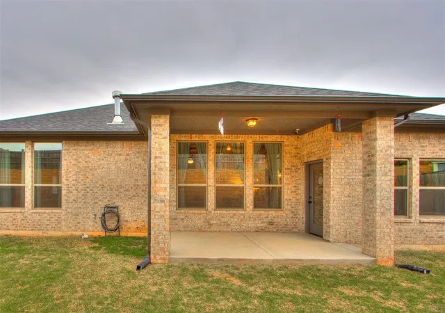 32nd image of 13239 Sawtooth Oak Dr, Choctaw, OK 73020 | MLS# 1225192