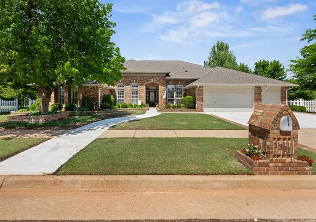 Photo 3 of Single family home for sale at 1501 Nw 198th Street, Edmond, OK 73012 | MLS# 1225239 | Listing updated on 2026-09-08