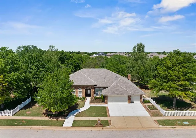 Photo 1 of Single family home for sale at 1501 Nw 198th Street, Edmond, OK 73012 | MLS# 1225239 | Listing updated on 2026-09-08
