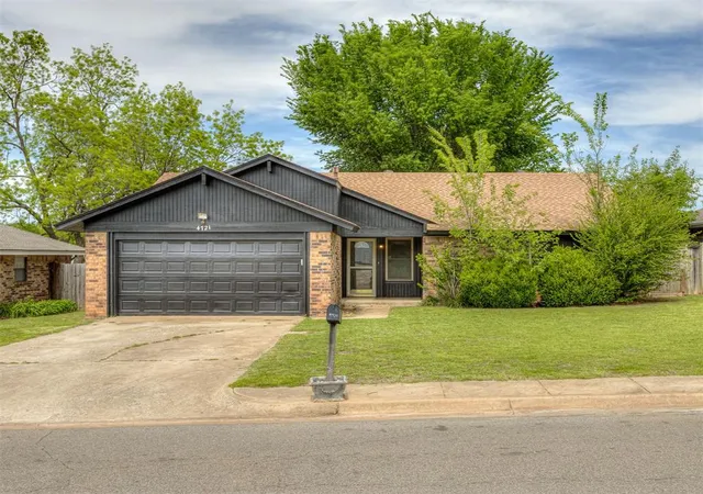 Homes for sale in Noble, OK | 4721 Forest Hills Dr, Noble, OK 73068 | MLS# 1225249