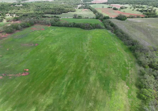 4th image of 8 Wild Horse Crk, Luther, OK 73054 | MLS# 1225282