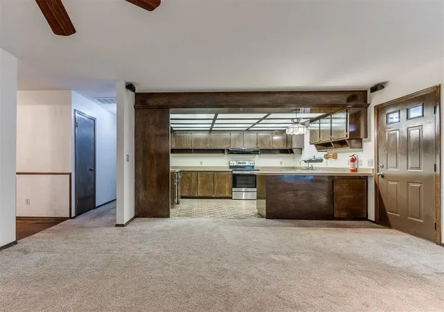Photo 3 of Single family home for sale at 954 S Sara Rd, Blanchard, OK 73010 | MLS# 1225309 | Listing updated on 2026-10-06
