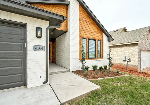 Homes for sale in Edmond, OK | 4364 Ranchwood Dr, Edmond, OK 73025 | MLS# 1225331
