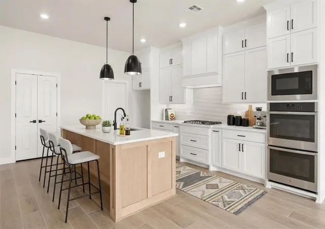 Photo 3 of Single family home for sale at 7108 Nw 154th Street, Edmond, OK 73013 | MLS# 1225335 | Listing updated on 2026-09-20