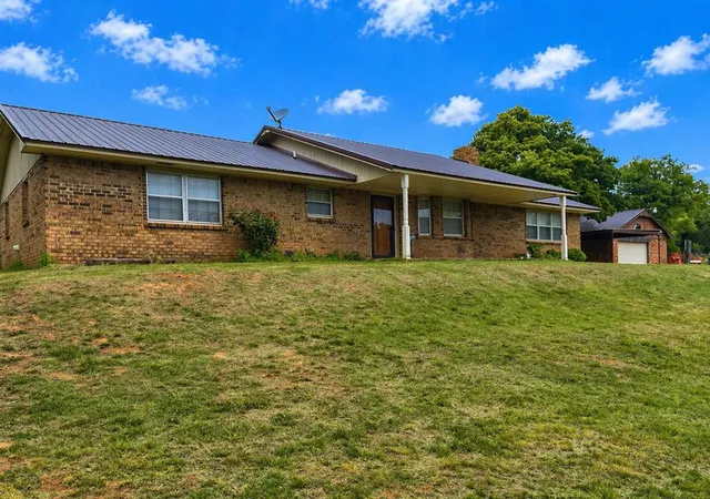 Homes for sale in Anadarko, OK | 35178 County Street 2720, Anadarko, OK 73005 | MLS# 1225364