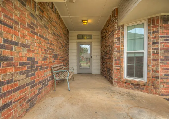 5th image of 1717 Rocky Mountain Wy, Edmond, OK 73003 | MLS# 1225368
