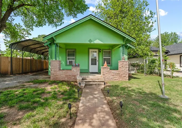 Homes for sale in El Reno, OK | 227 N K Ave, El Reno, OK 73036 | MLS# 1225376