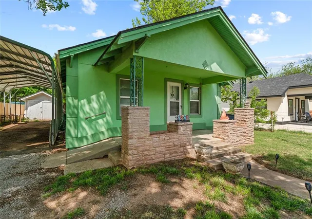 Homes for sale in El Reno, OK | 227 N K Ave, El Reno, OK 73036 | MLS# 1225376