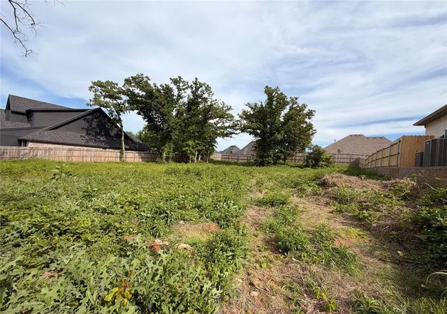 Photo 2 of Land for sale at 4624 Maple Ridge Dr, Edmond, OK 73034 | MLS# 1225385 | Listing updated on 2026-04-27