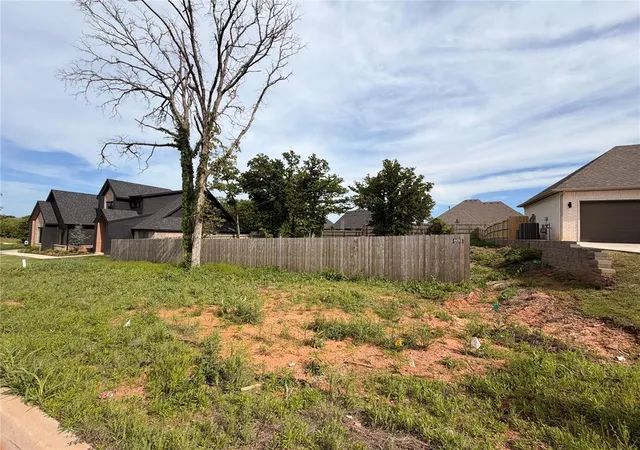 Photo 3 of Land for sale at 4624 Maple Ridge Dr, Edmond, OK 73034 | MLS# 1225385 | Listing updated on 2026-04-27