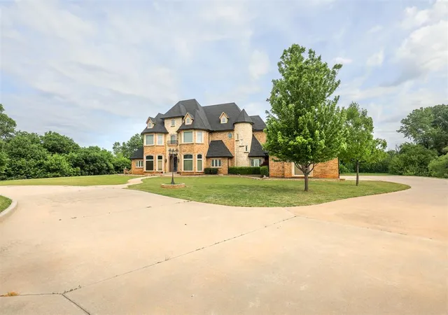 Photo 1 of Sale Pending at 1826 County Rd 1210, Tuttle, OK 73089 | MLS# 1225428 | Listing updated on 2026-09-19