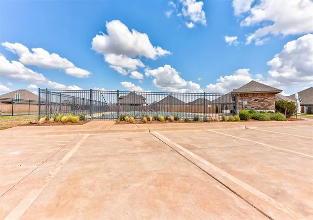 36th image of 4205 Nw 156th Ct, Edmond, OK 73013 | MLS# 1225449