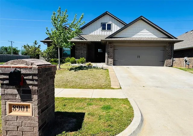 Homes for sale in Yukon, OK | 8901 Poppey Pl, Yukon, OK 73099 | MLS# 1225491