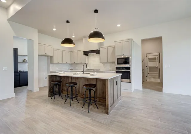 5th image of 10913 Nw 31St Ter, Yukon, OK 73099 | MLS# 1225493