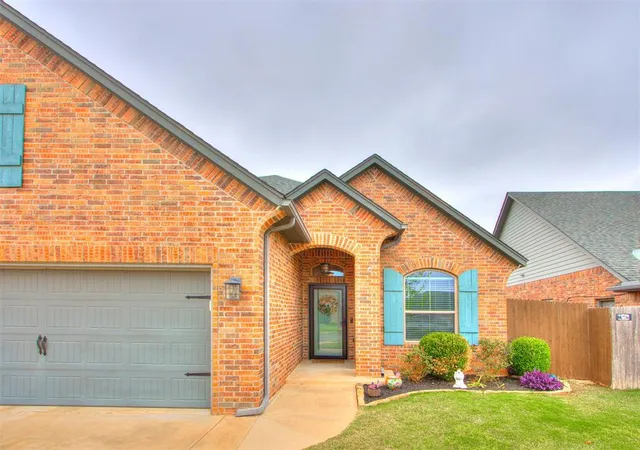 Photo 2 of Sale Pending at 113 Sw 168th Terrace, Oklahoma City, OK 73170 | MLS# 1225521 | Listing updated on 2026-07-30