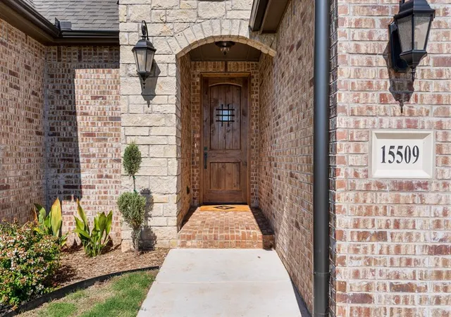 Photo 2 of Sale Pending at 15509 Bergman Cir, Edmond, OK 73013 | MLS# 1225532 | Listing updated on 2026-08-22