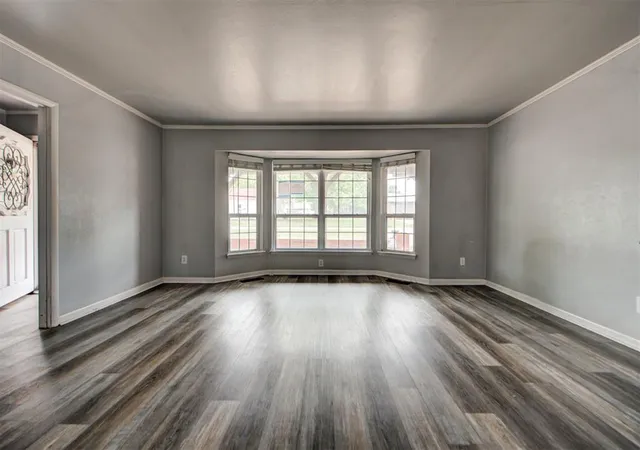 4th image of 1506 W Walnut St, El Reno, OK 73036 | MLS# 1225545