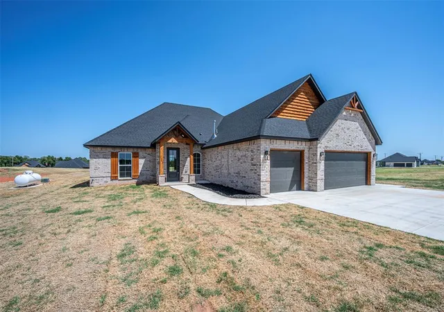1st image of 1163 Wolf Creek Dr, Blanchard, OK 73010 | MLS# 1225568