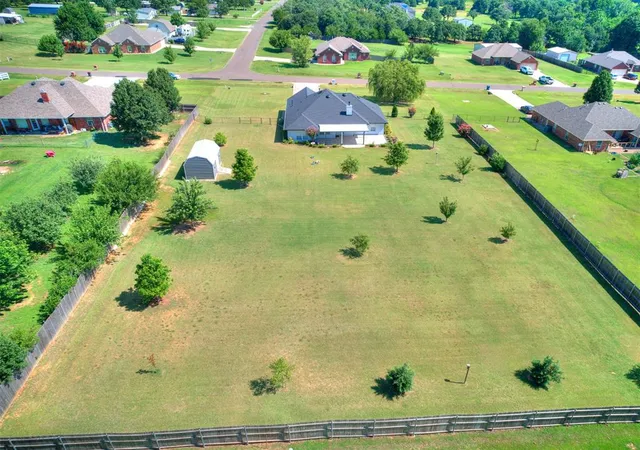 Homes for sale in Harrah, OK | 20328 Se 37th St, Harrah, OK 73045 | MLS# 1225571