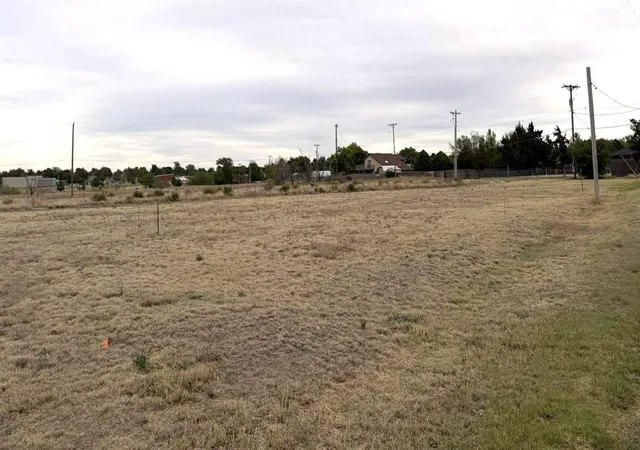 2nd image of Rimrock Dr Lot 34, Guymon, OK 73942 | MLS# 1225629