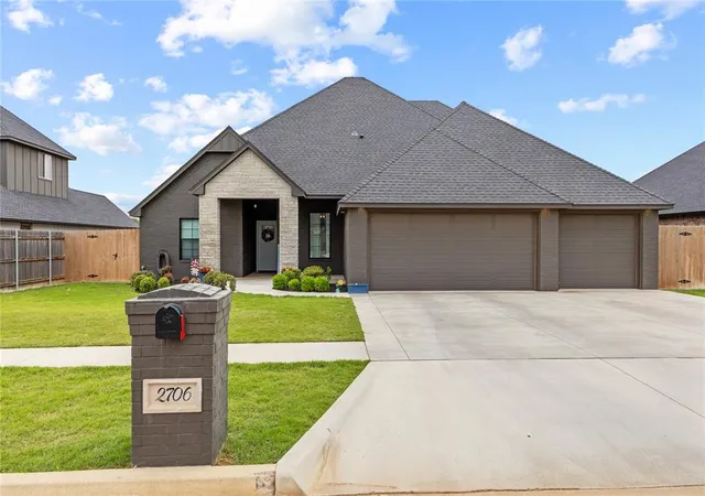 1st image of 2706 Cloud Nine Cir, Weatherford, OK 73096 | MLS# 1225640
